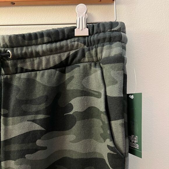 NWT Camo High Rise Waist Fleece Sweatpant Jogger Pant Sz S Wild Fable - Picture 11 of 11